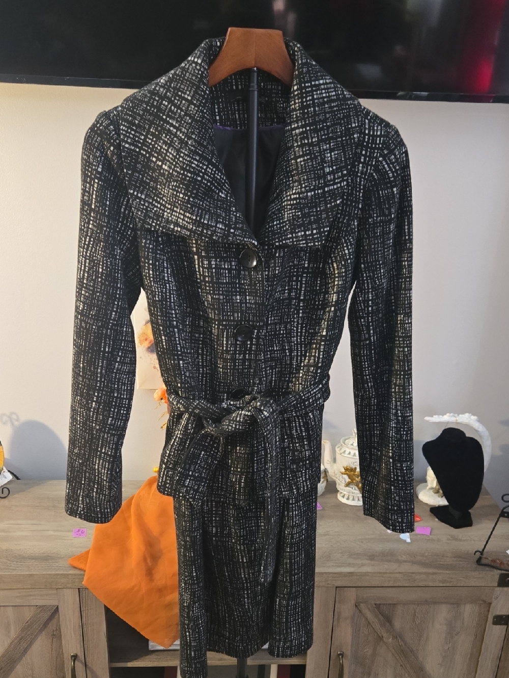 Willi Smith Black & White Textured Tie-Belt 2 Pc Skirt Suit